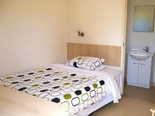 Villa Vitrinite Village Middlemount